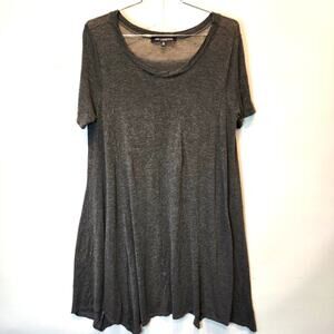 One Clothing Gray Tunic Top Short Sleeve   Top Size L